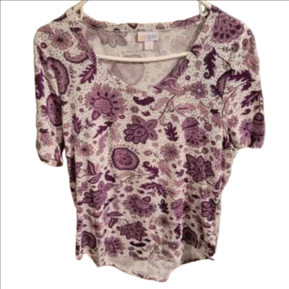 LuLaRoe Iris V-neck Top Small